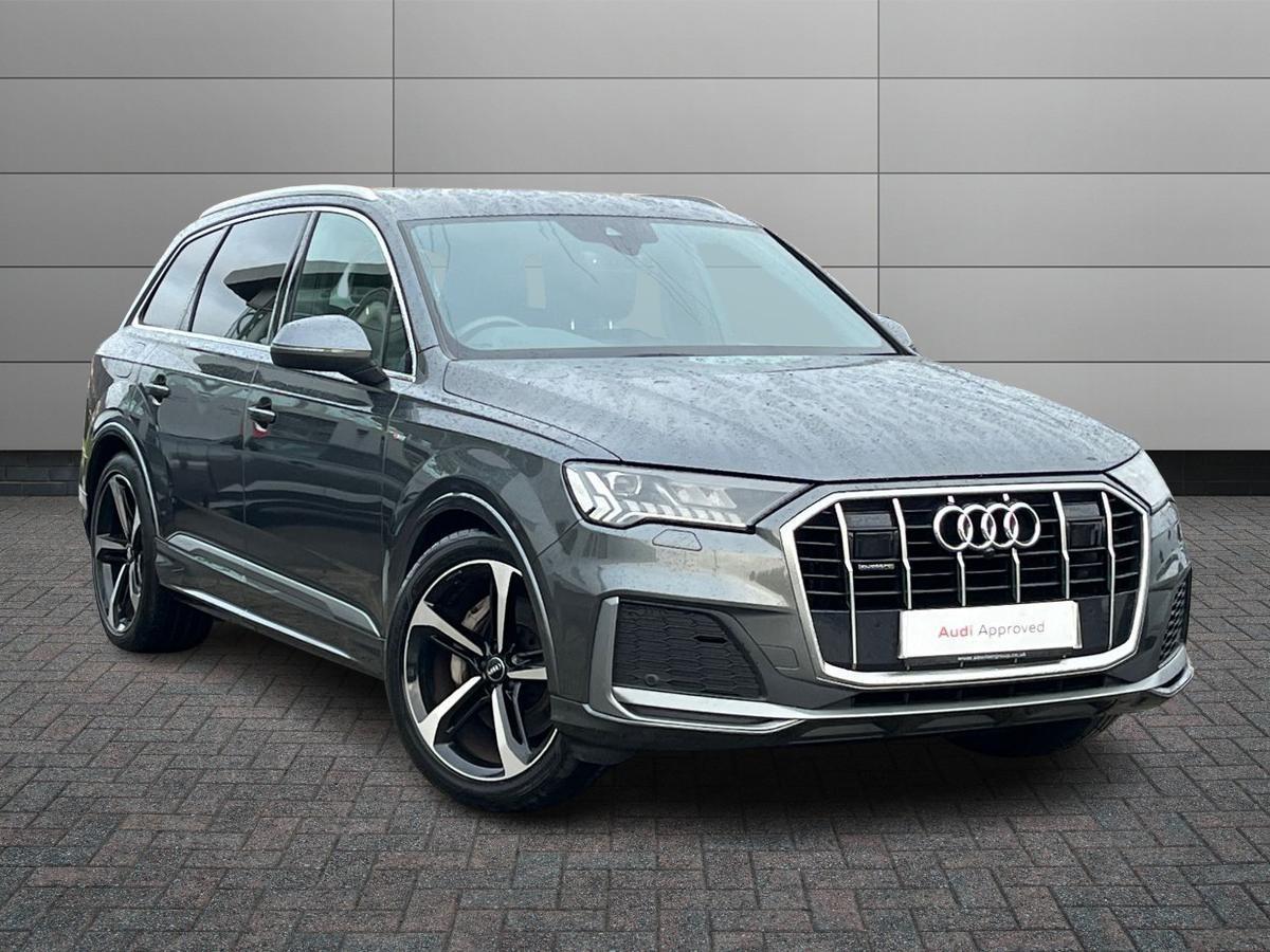 Main listing image - Audi Q7