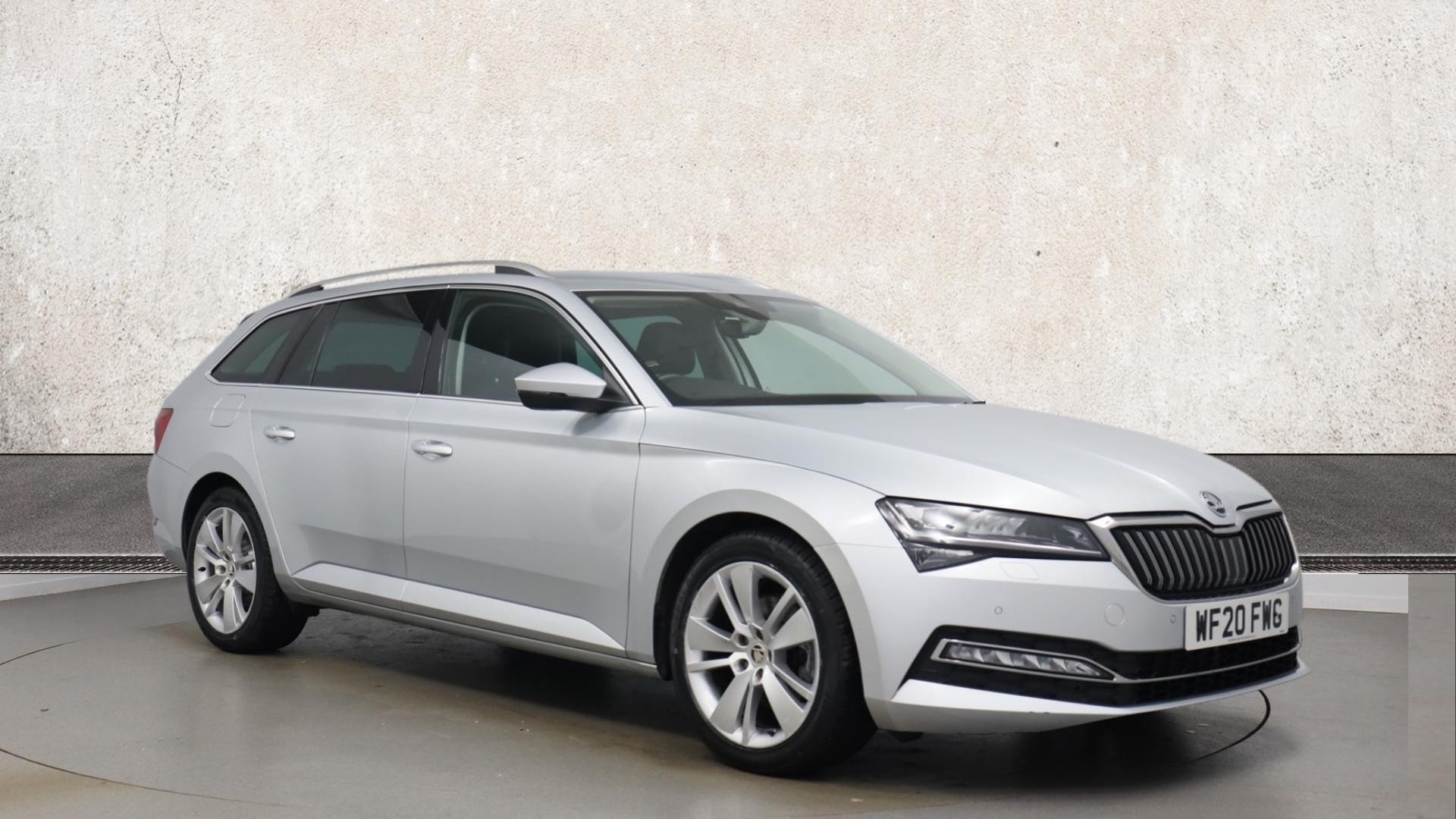 Main listing image - Skoda Superb Estate