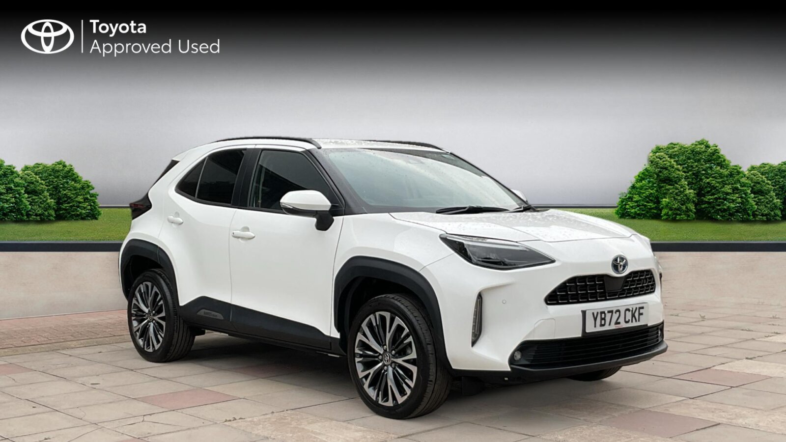 Main listing image - Toyota Yaris Cross
