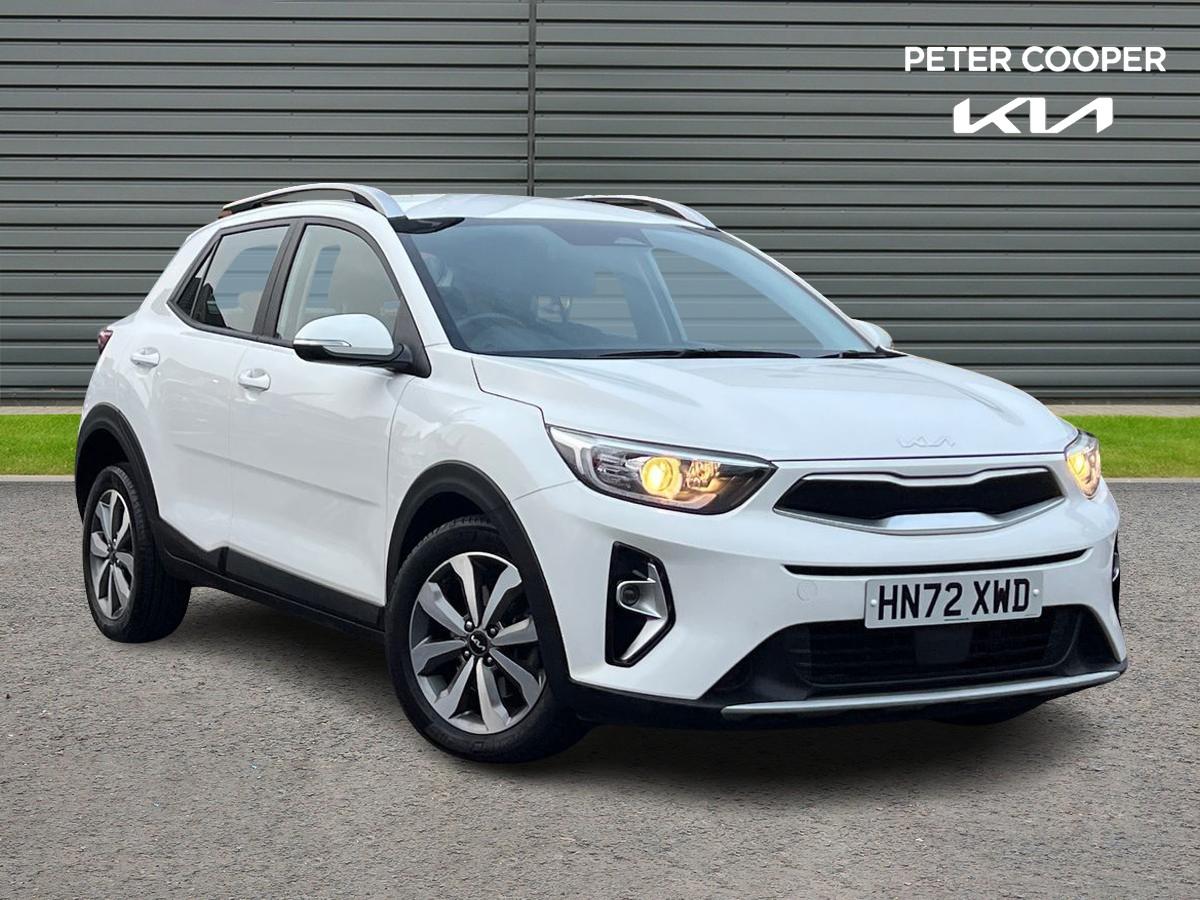 Main listing image - Kia Stonic