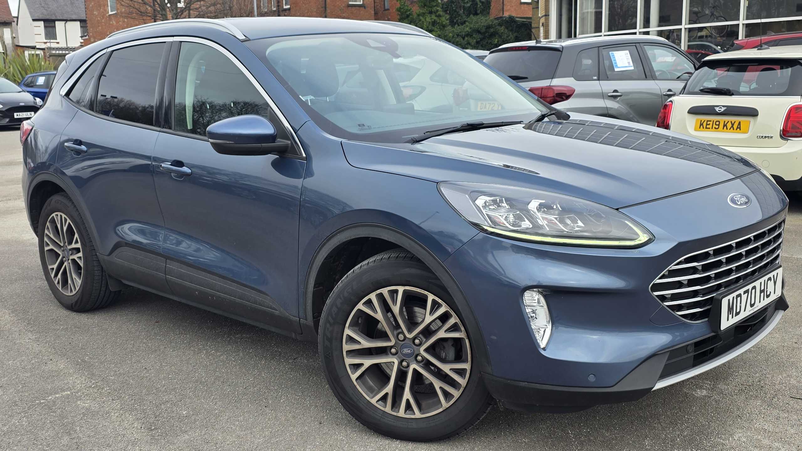 Main listing image - Ford Kuga