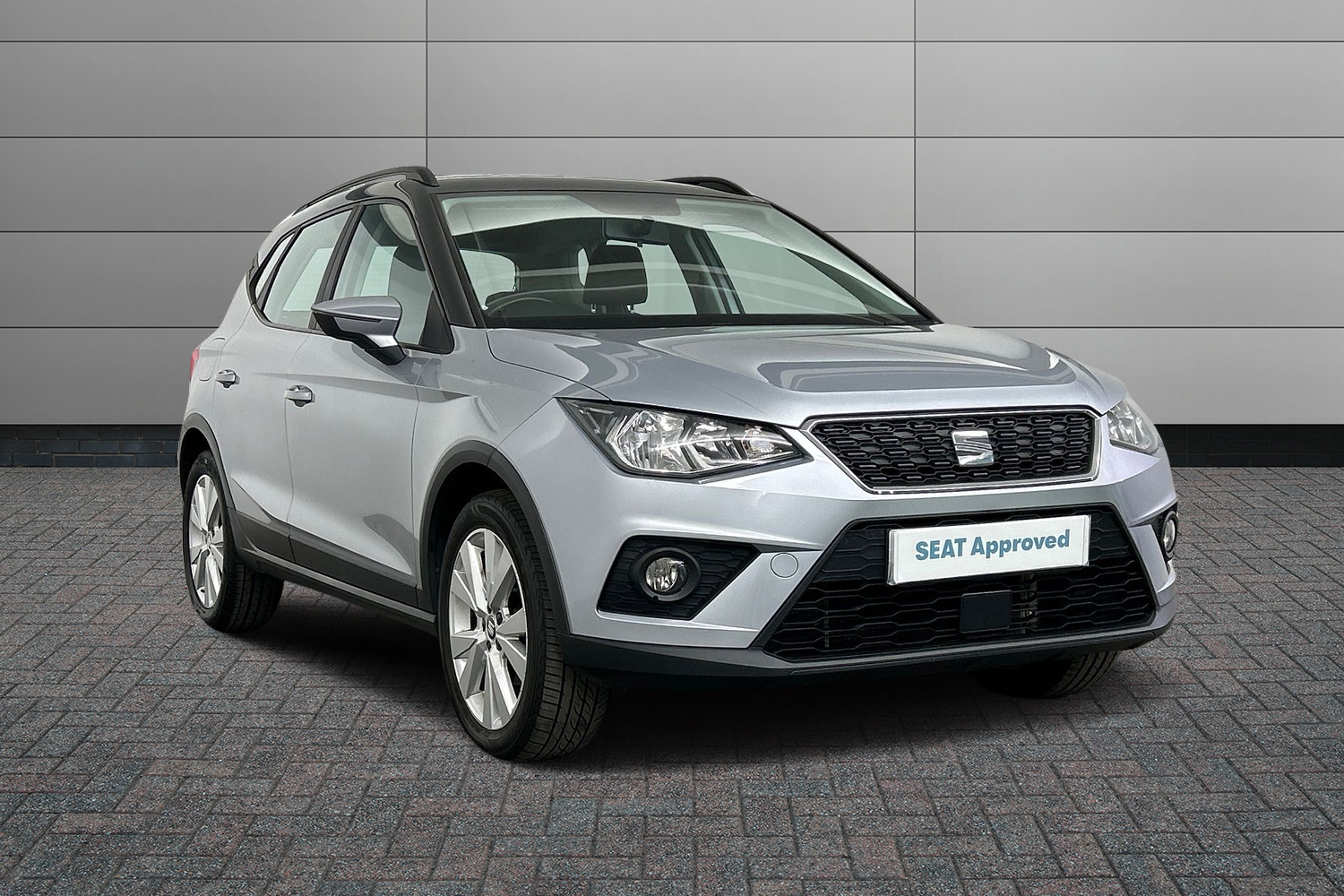 Main listing image - SEAT Arona