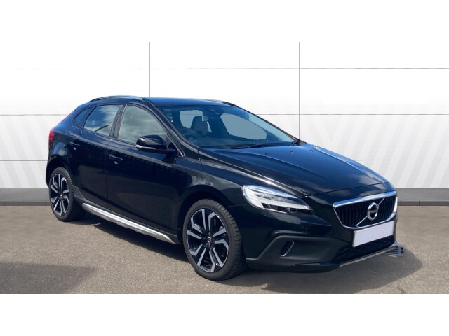 Main listing image - Volvo V40