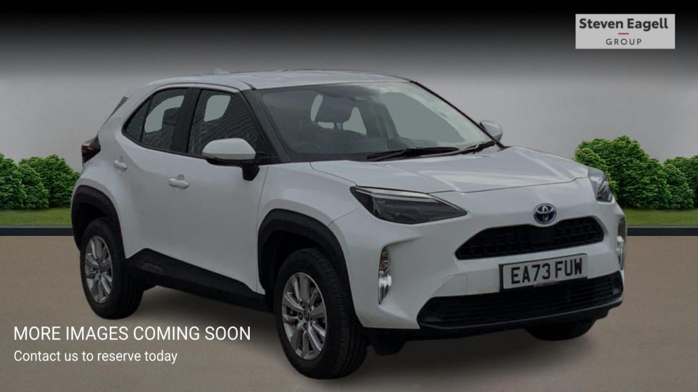 Main listing image - Toyota Yaris Cross