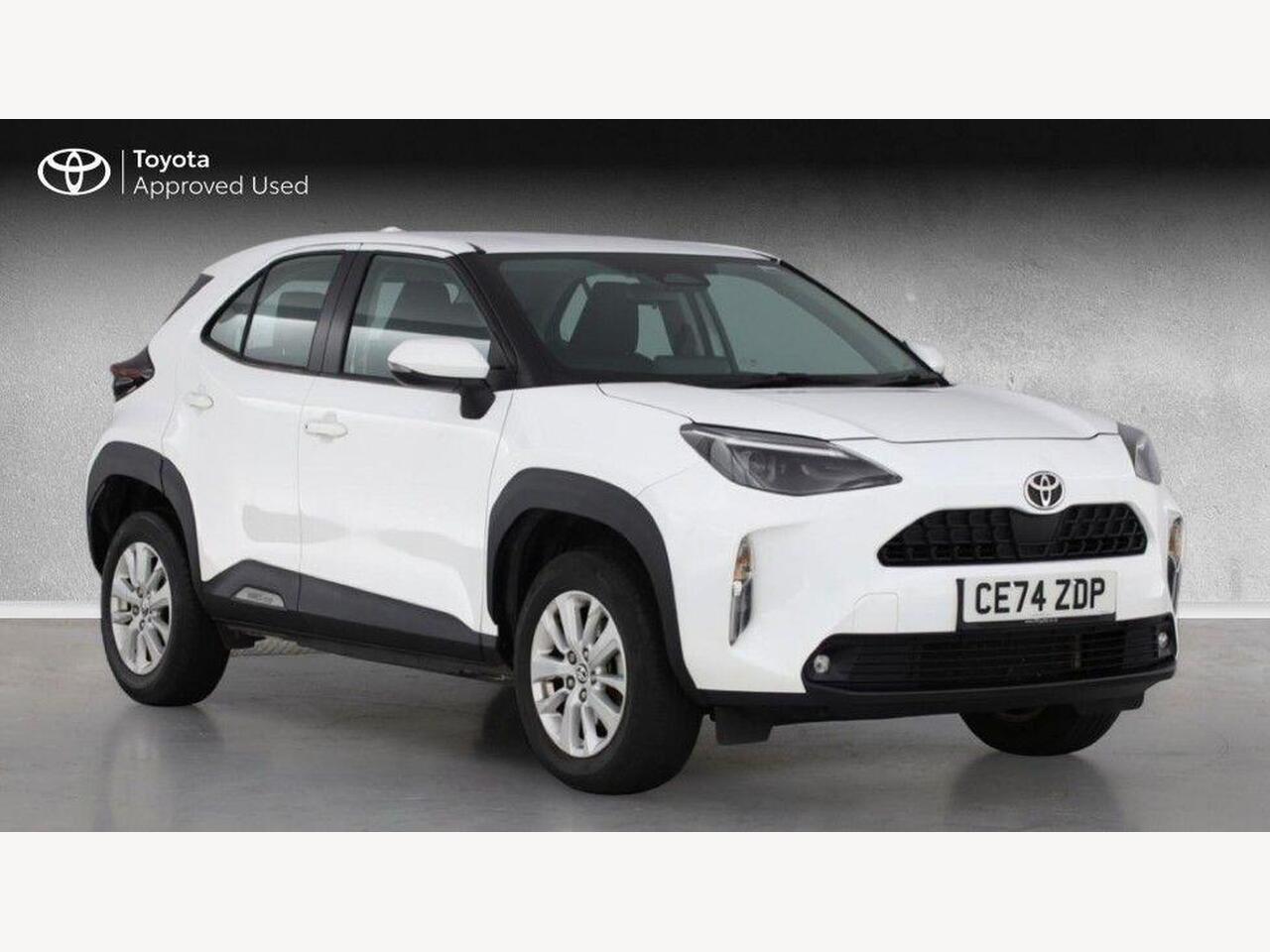 Main listing image - Toyota Yaris Cross