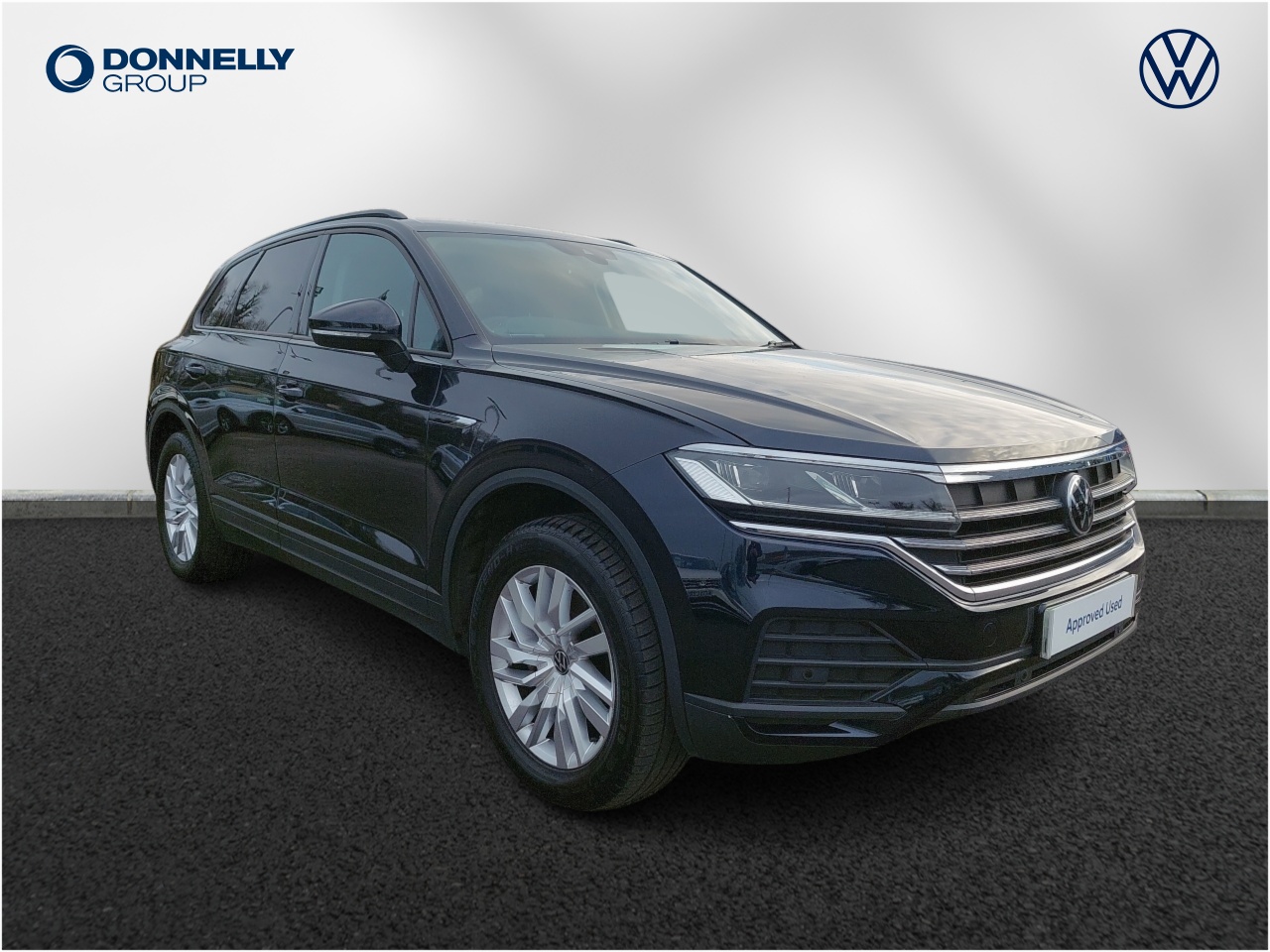 Main listing image - Volkswagen Touareg