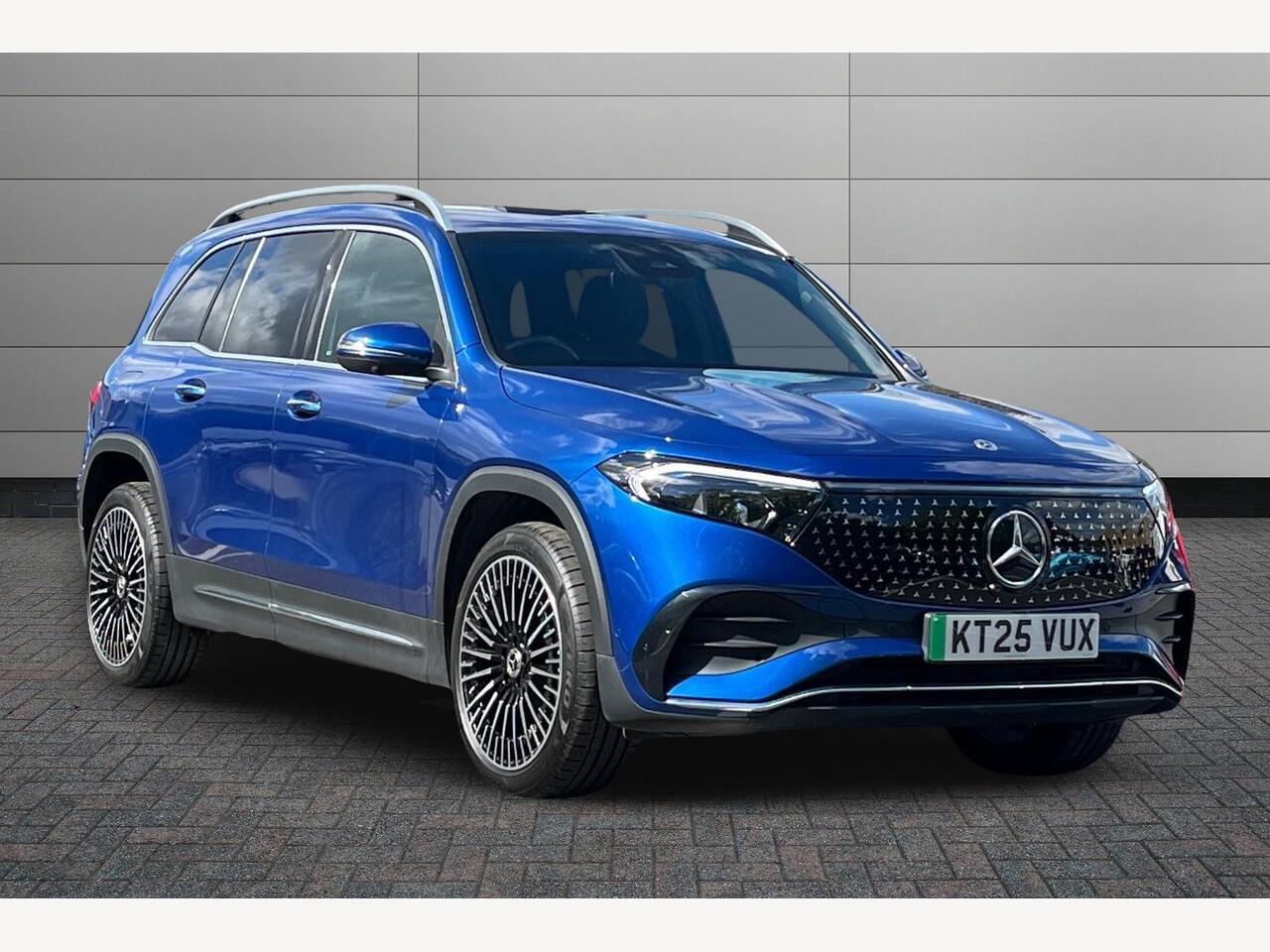 Main listing image - Mercedes-Benz EQB