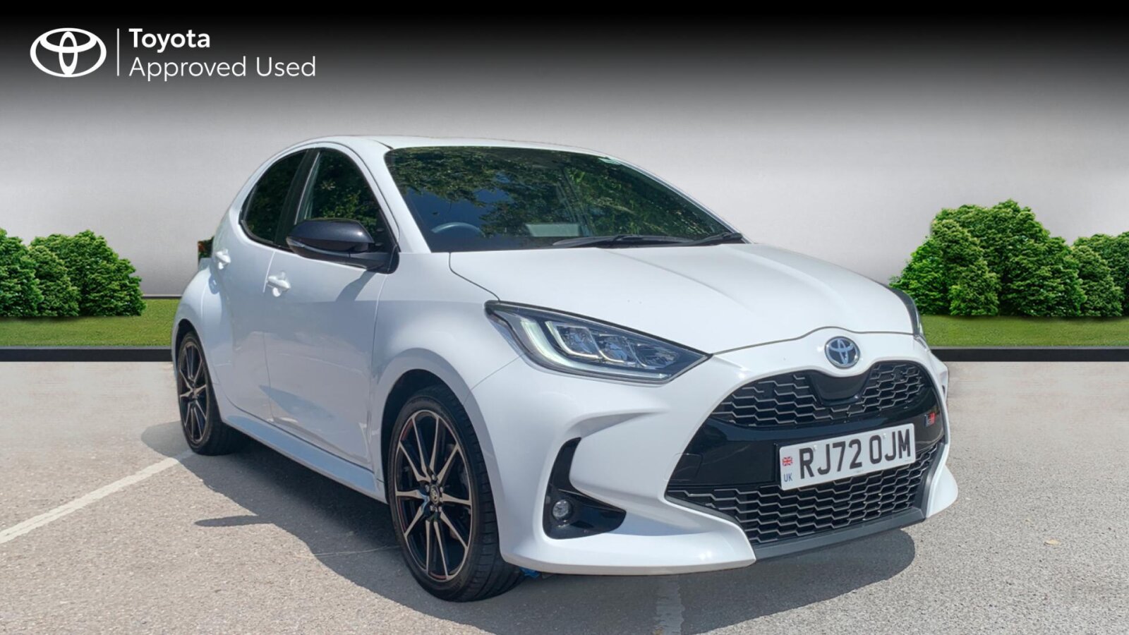 Main listing image - Toyota Yaris