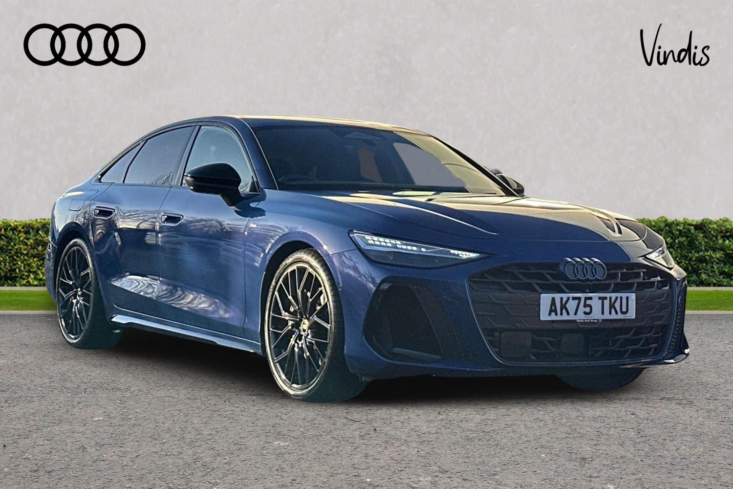 Main listing image - Audi A6