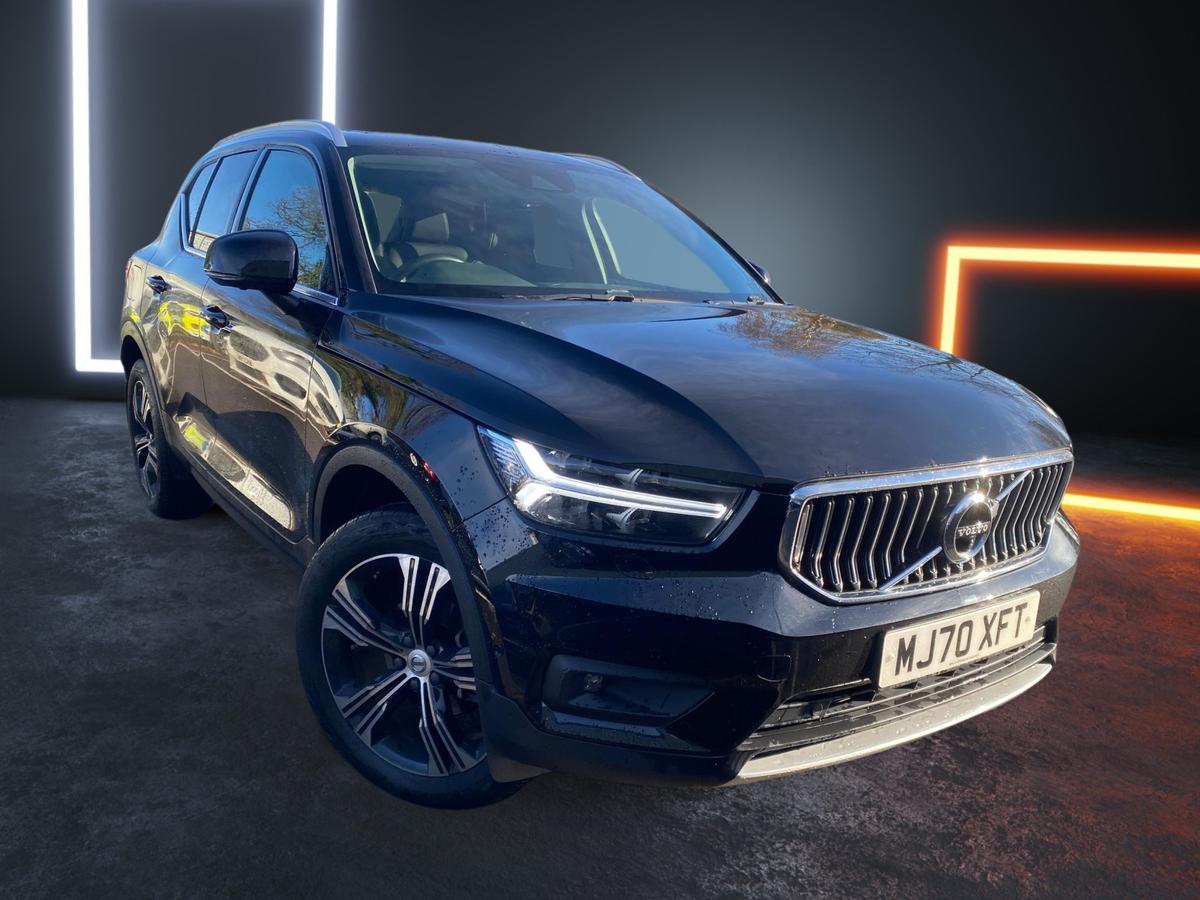 Main listing image - Volvo XC40