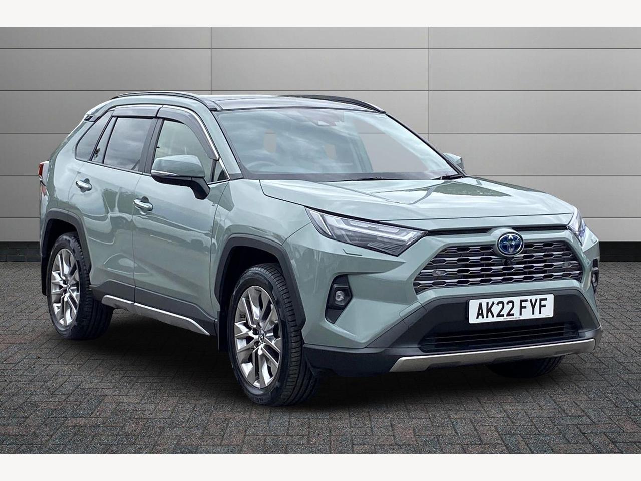 Main listing image - Toyota RAV4