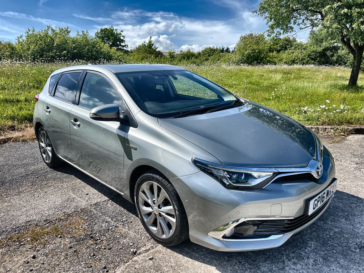Main listing image - Toyota Auris