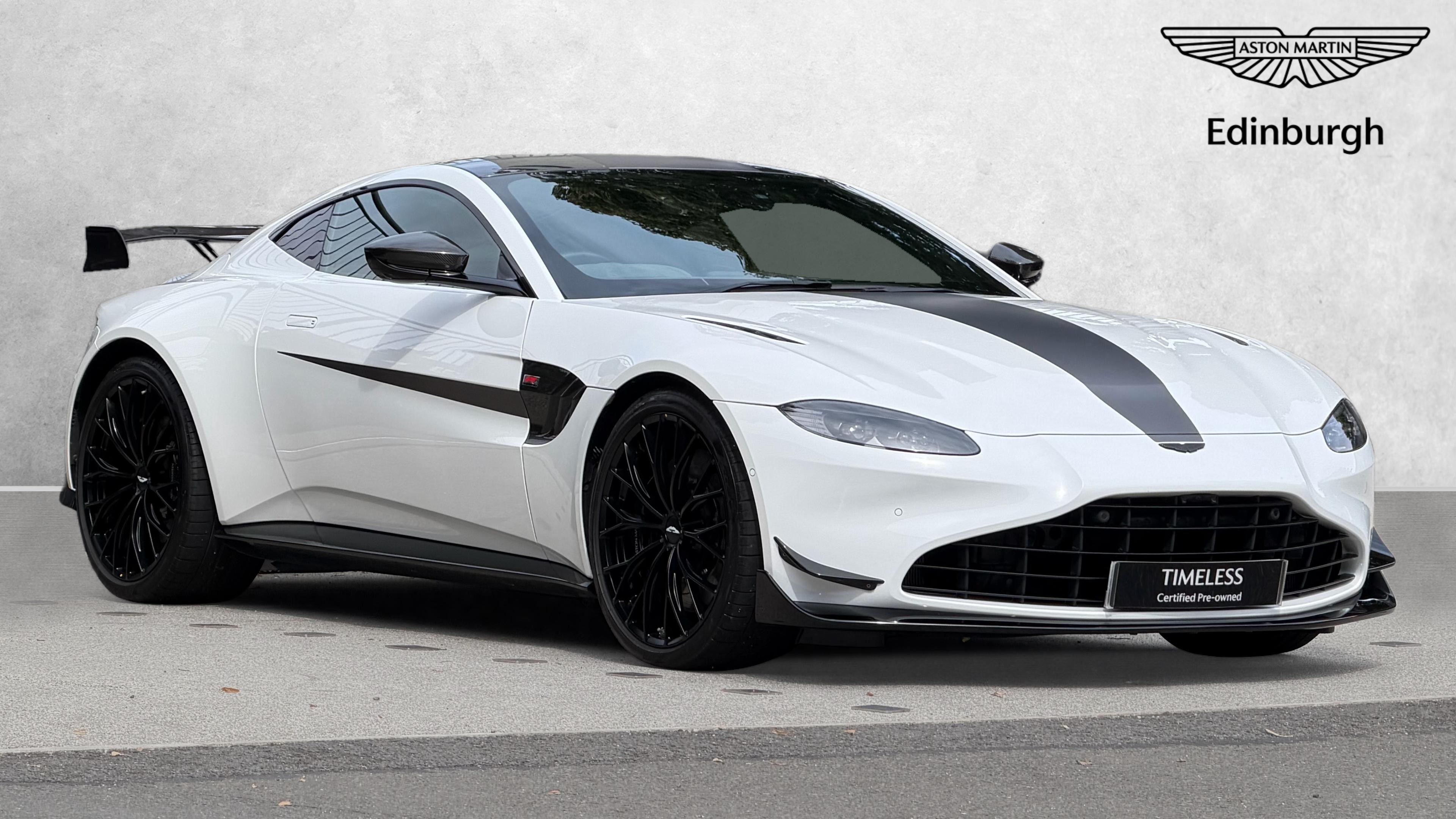 Main listing image - Aston Martin Vantage
