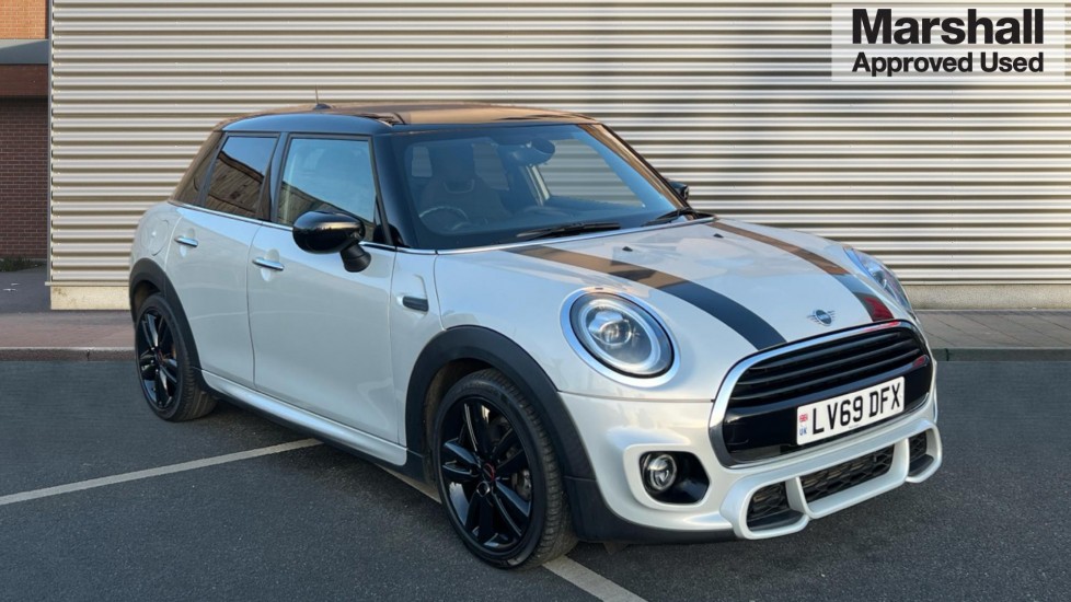 Main listing image - MINI Hatchback 5dr