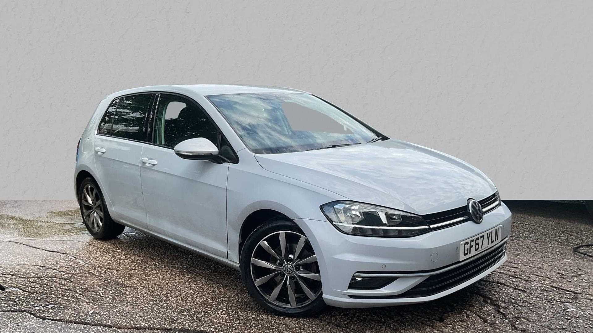 Main listing image - Volkswagen Golf