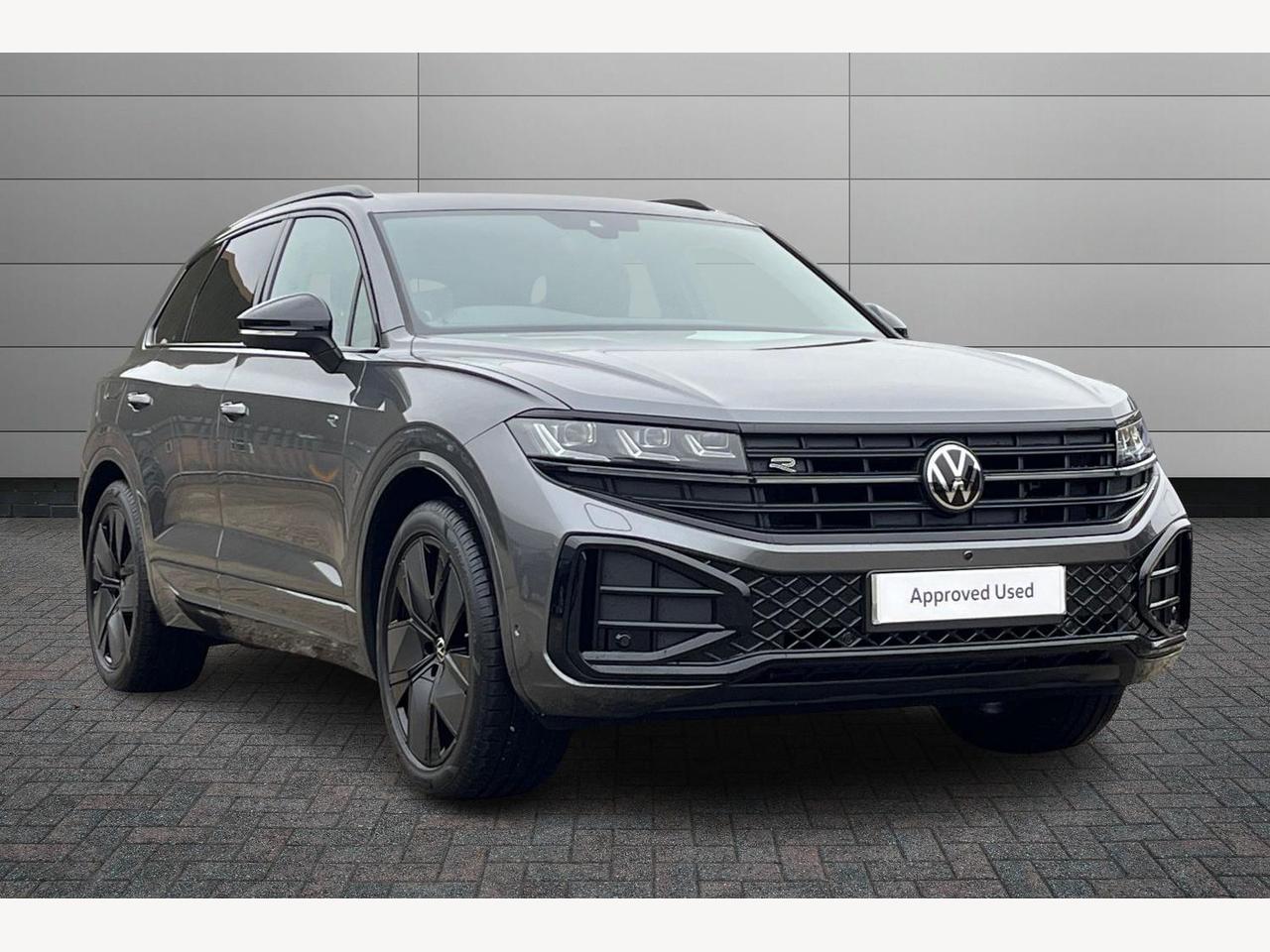 Main listing image - Volkswagen Touareg