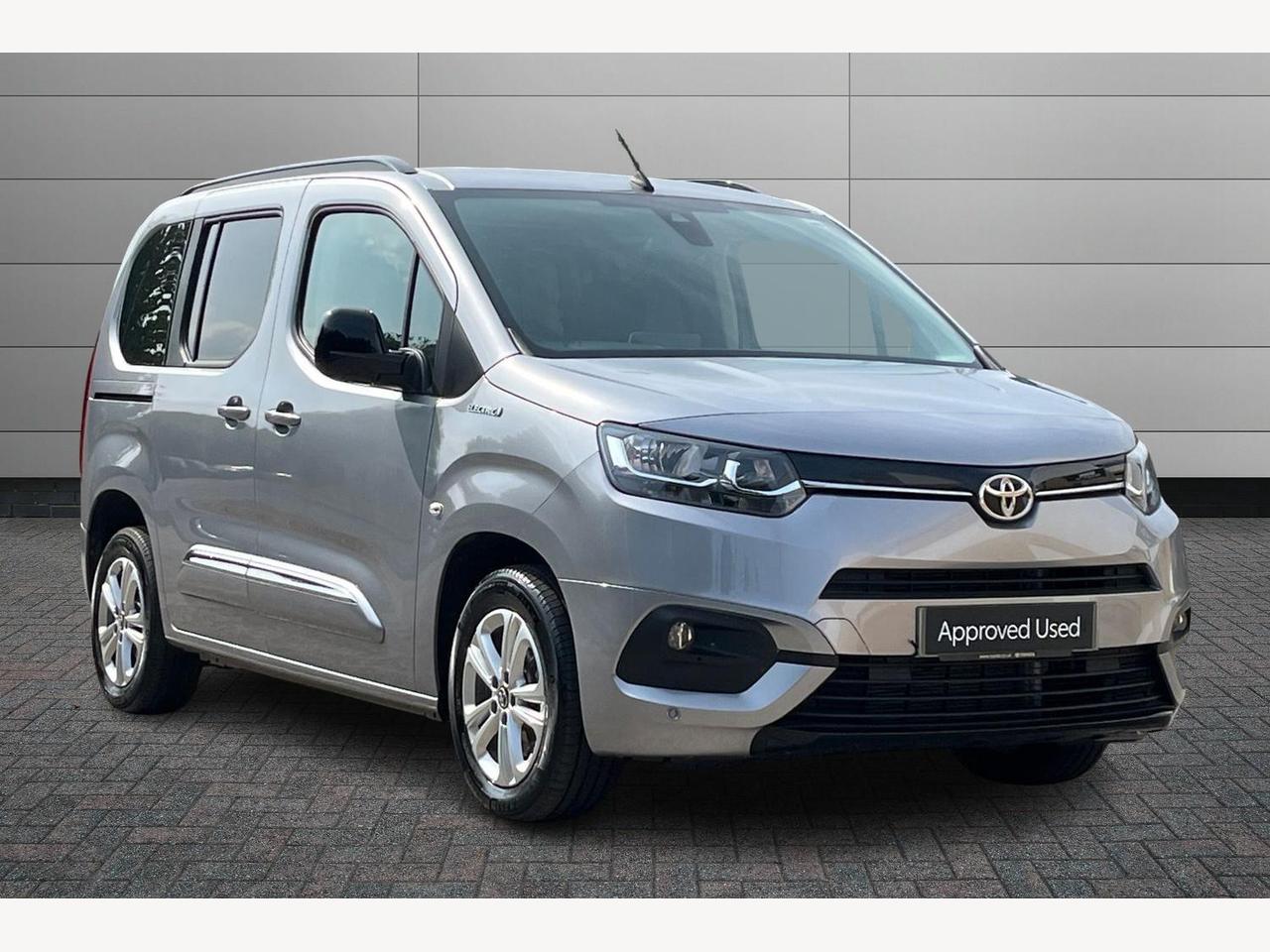 Main listing image - Toyota Proace City Verso