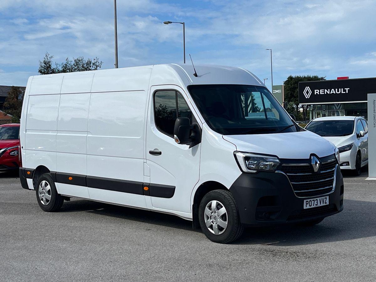 Main listing image - Renault Master