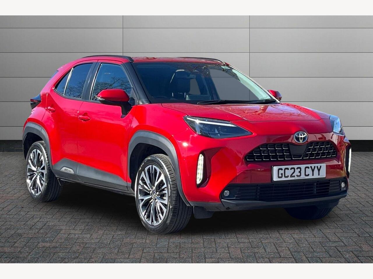 Main listing image - Toyota Yaris Cross