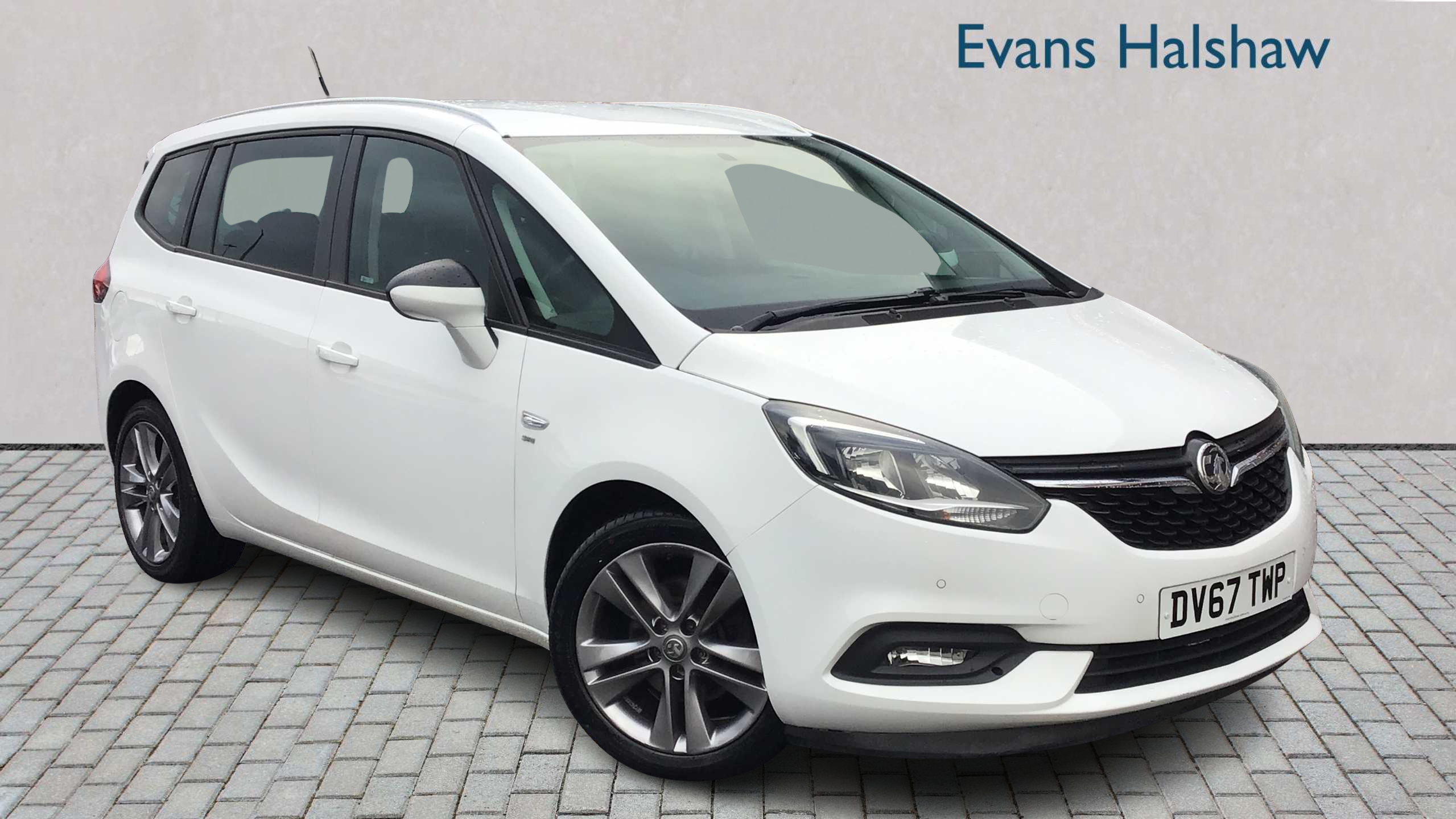 Main listing image - Vauxhall Zafira
