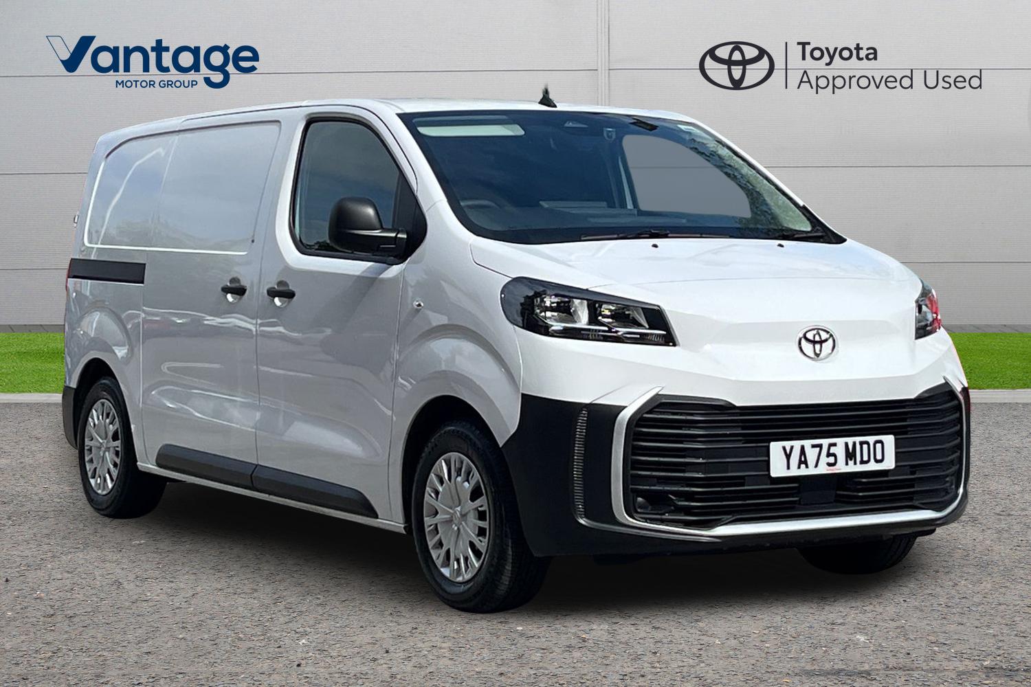 Main listing image - Toyota Proace