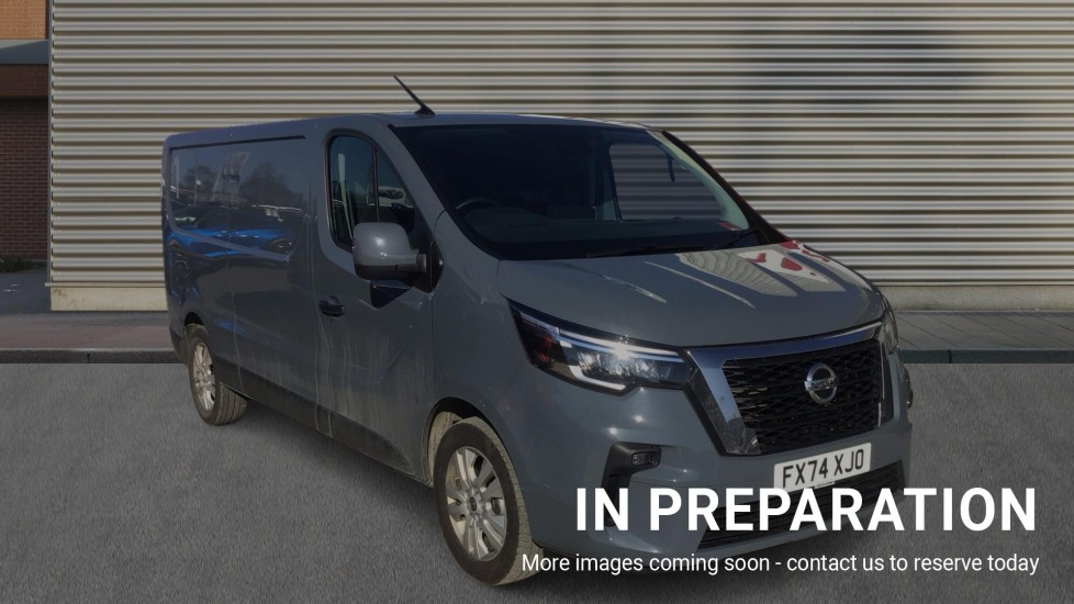 Main listing image - Nissan Primastar