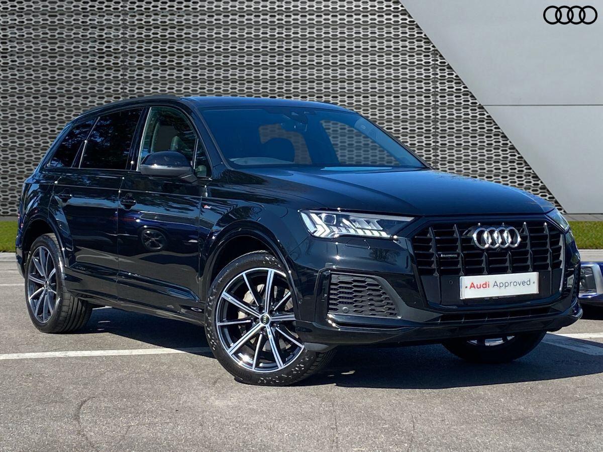 Main listing image - Audi Q7