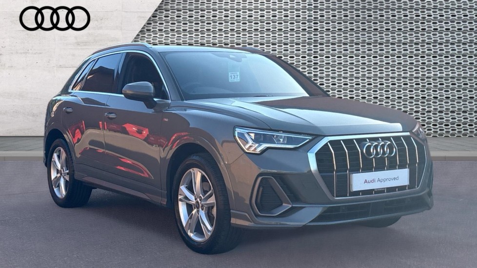 Main listing image - Audi Q3