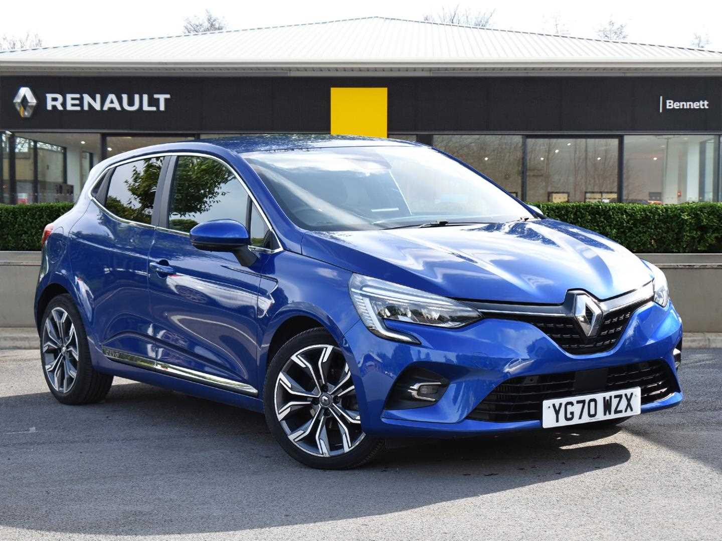 Main listing image - Renault Clio