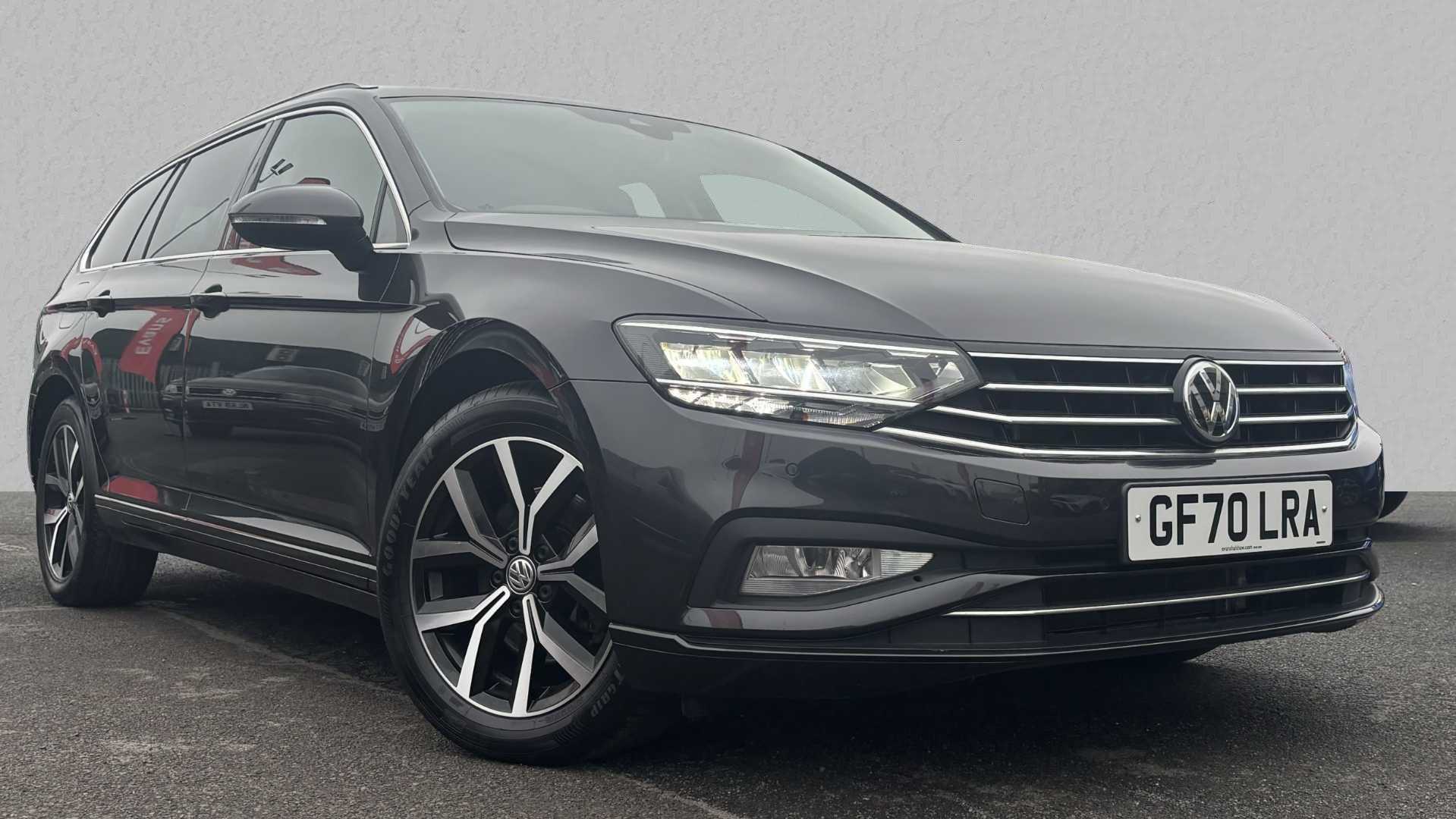 Main listing image - Volkswagen Passat Estate