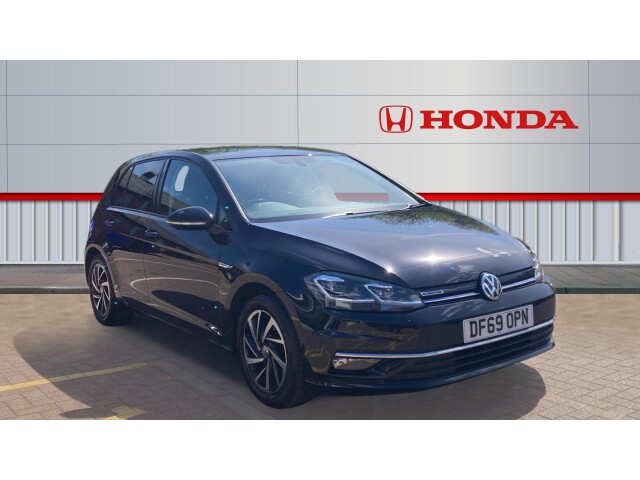 Main listing image - Volkswagen Golf