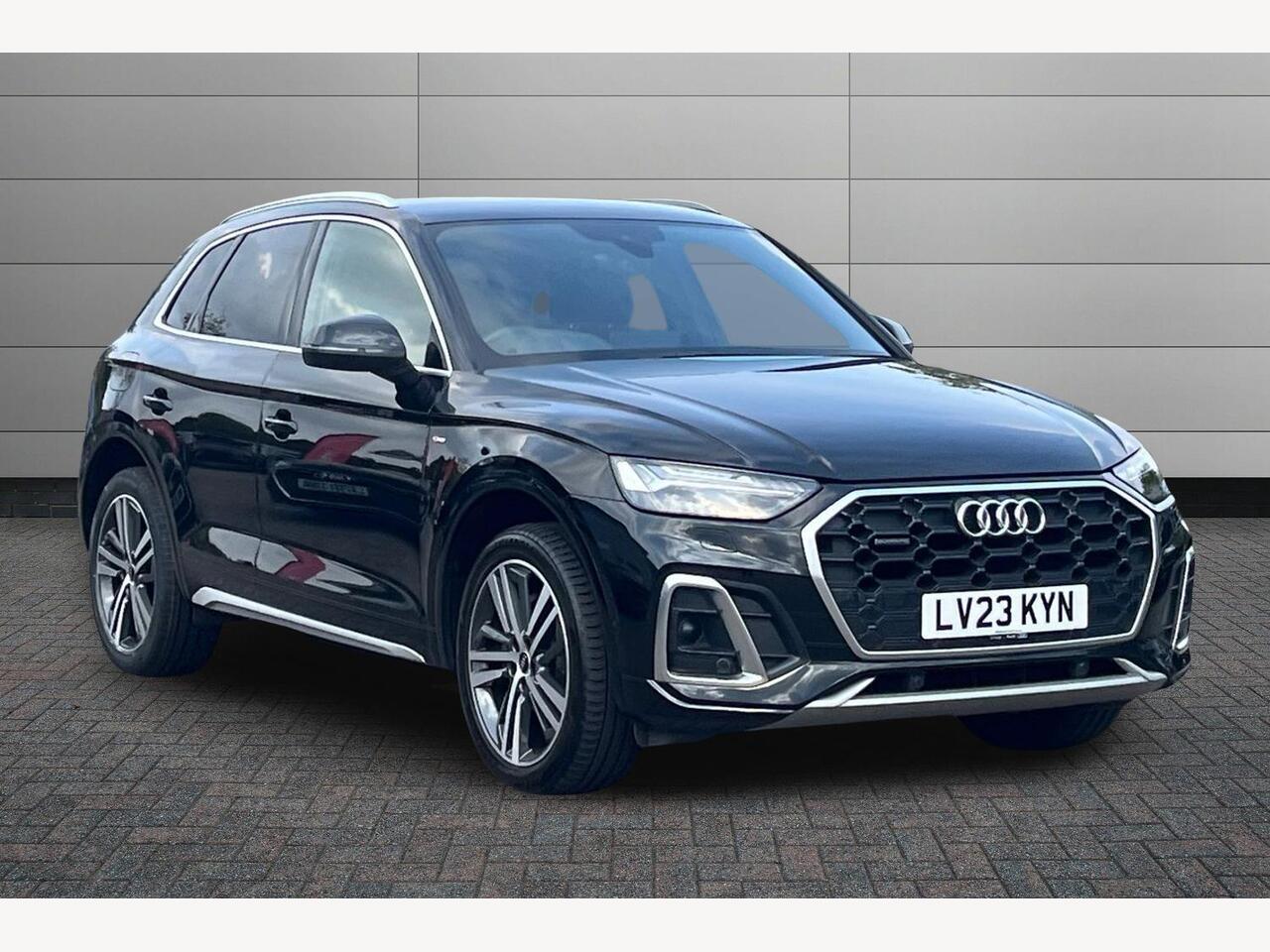 Main listing image - Audi Q5