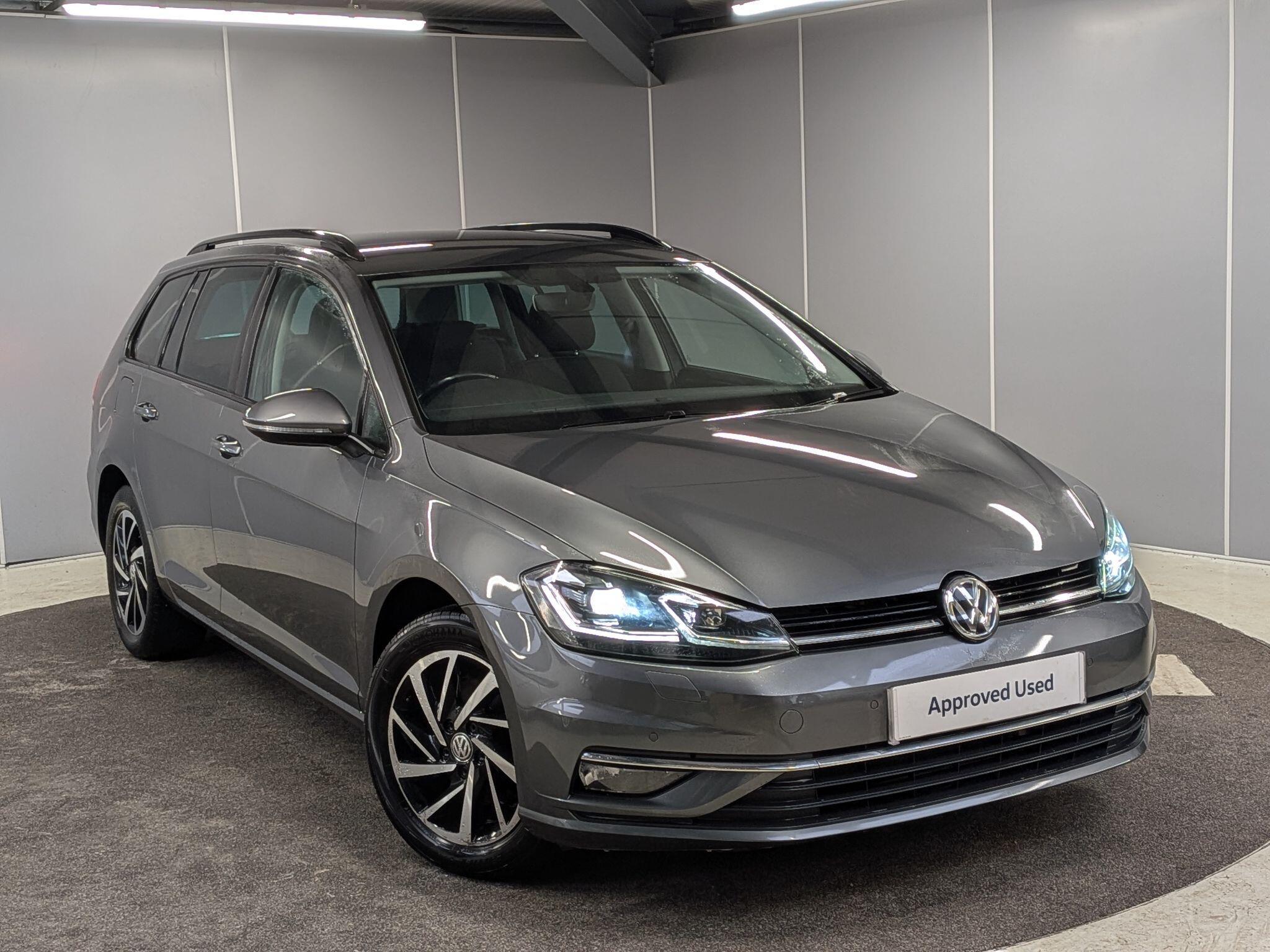 Main listing image - Volkswagen Golf Estate