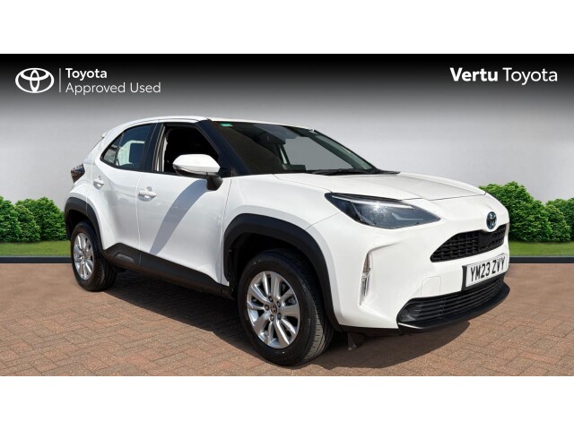 Main listing image - Toyota Yaris Cross
