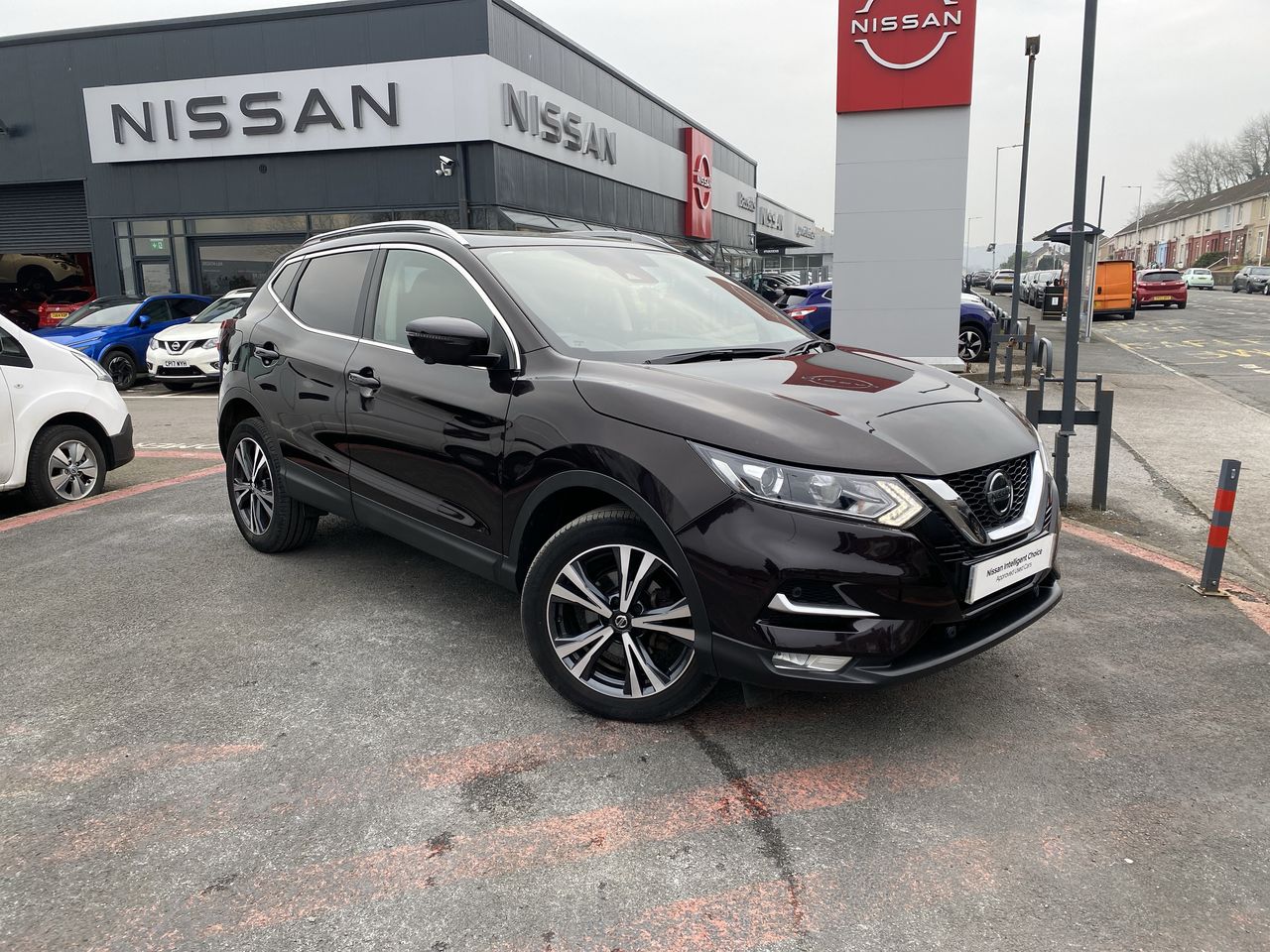 Main listing image - Nissan Qashqai