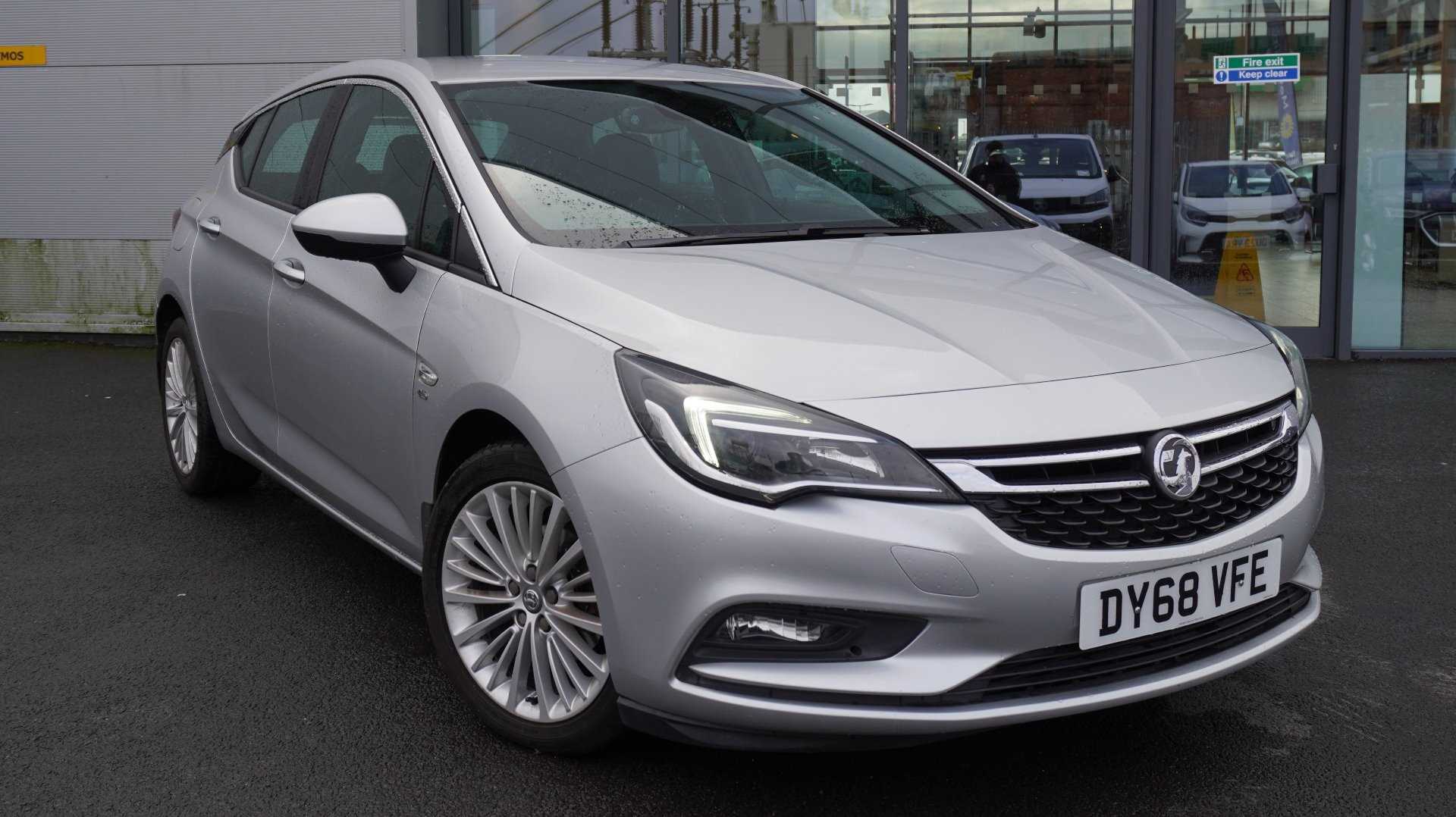 Main listing image - Vauxhall Astra