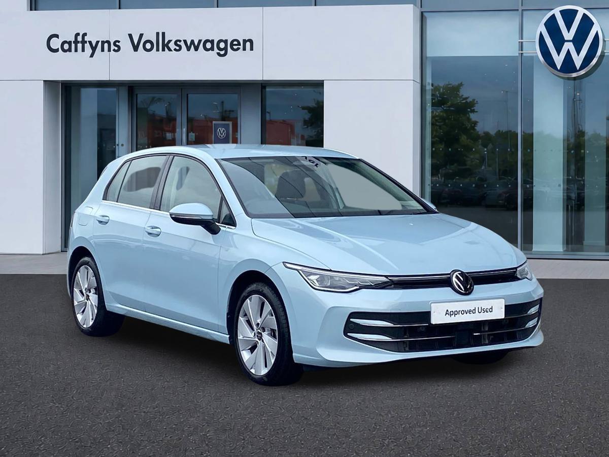 Main listing image - Volkswagen Golf