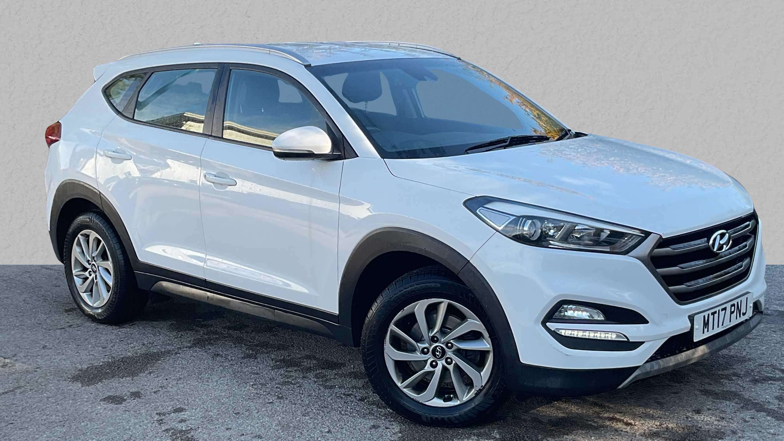 Main listing image - Hyundai Tucson