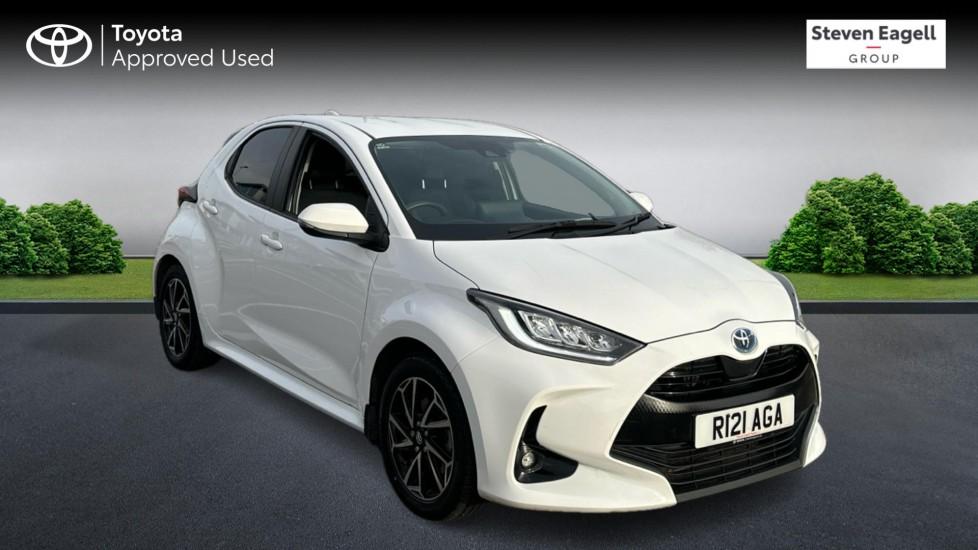 Main listing image - Toyota Yaris