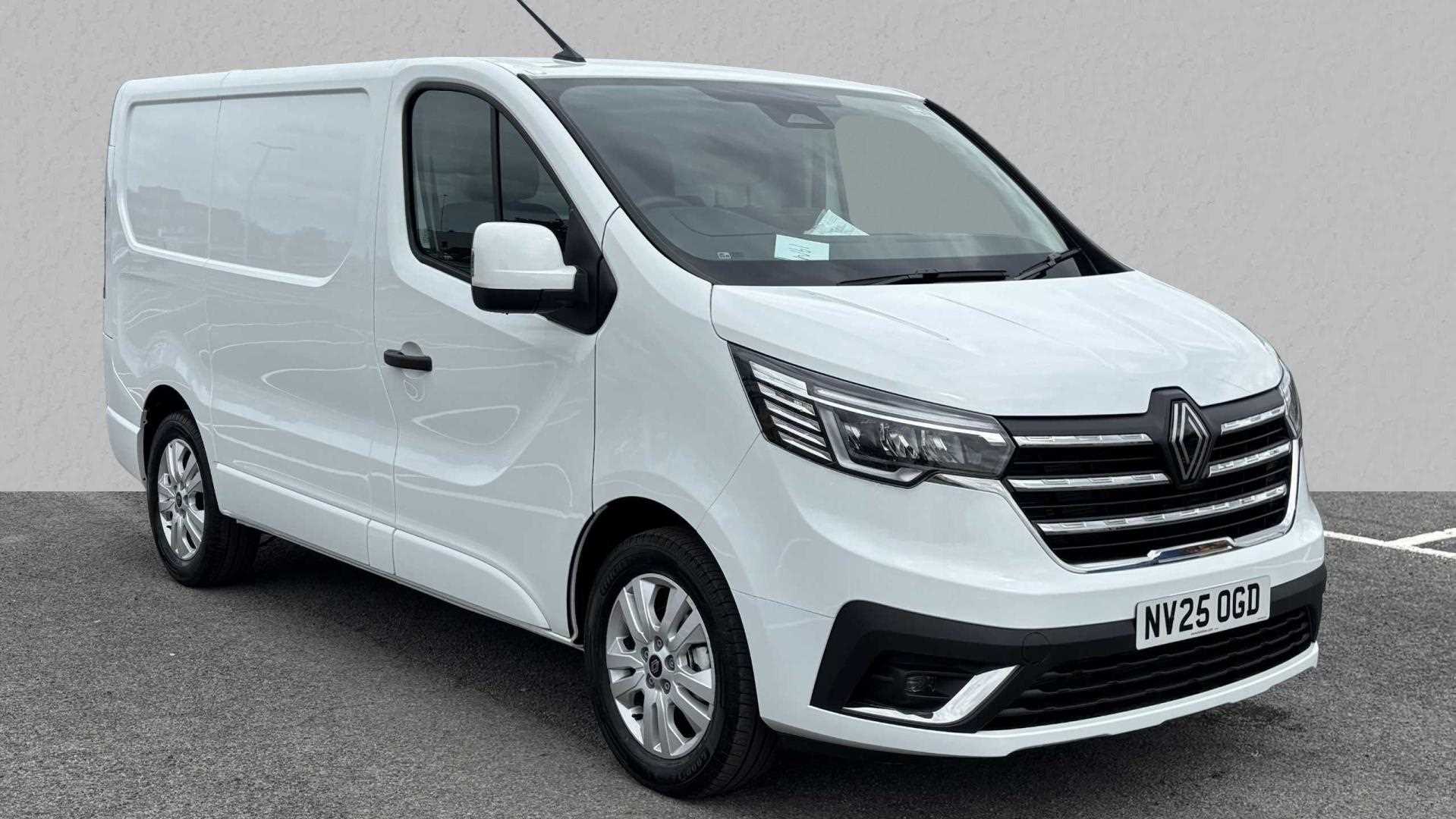 Main listing image - Renault Trafic