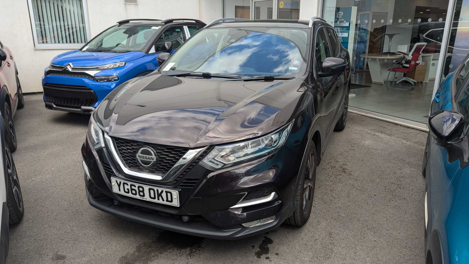 Main listing image - Nissan Qashqai