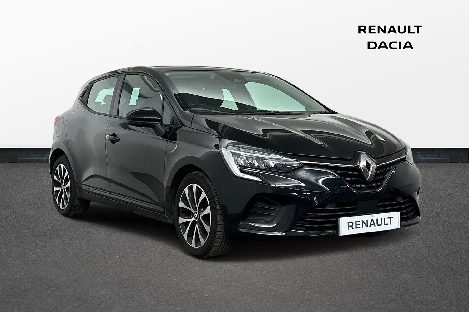 Main listing image - Renault Clio