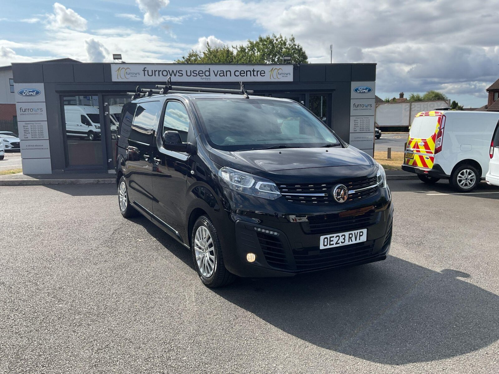 Main listing image - Vauxhall Vivaro