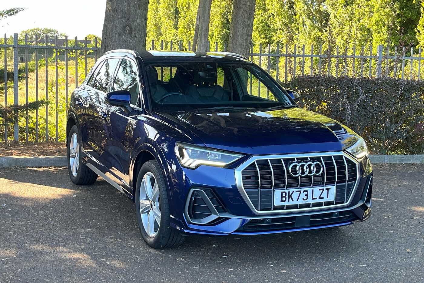 Main listing image - Audi Q3