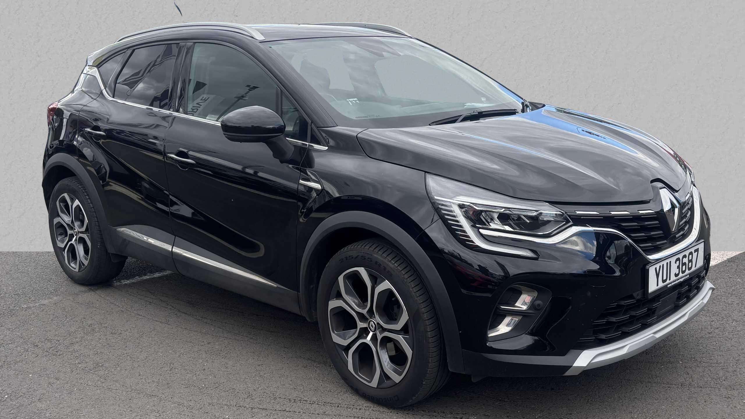 Main listing image - Renault Captur