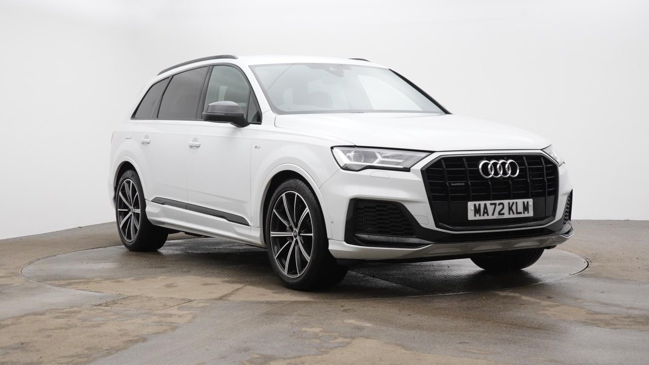 Main listing image - Audi Q7