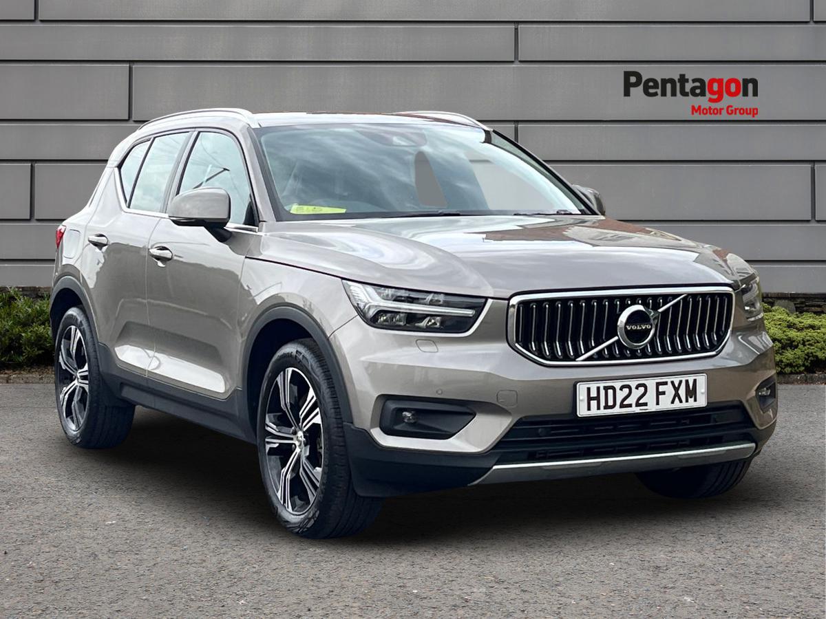 Main listing image - Volvo XC40 Recharge