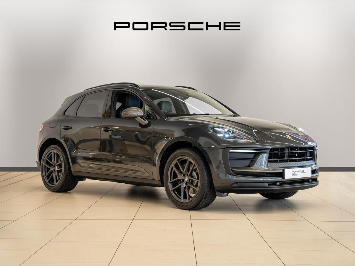 Main listing image - Porsche Macan