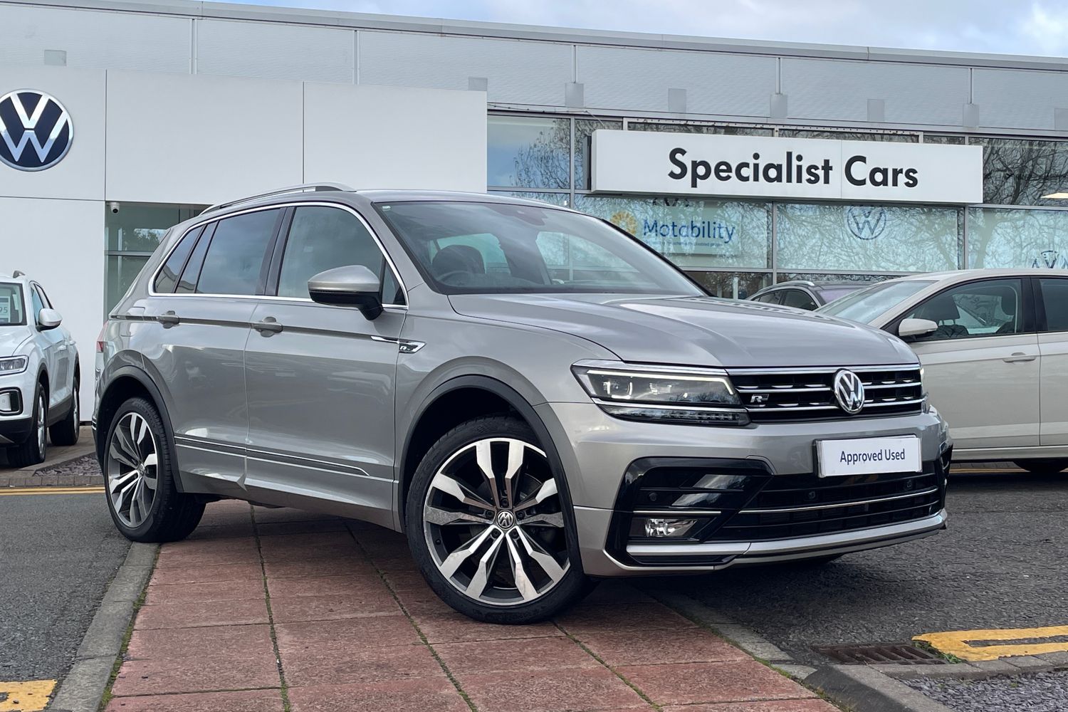 Main listing image - Volkswagen Tiguan