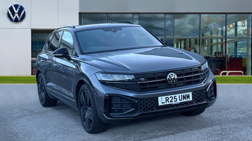 Main listing image - Volkswagen Touareg